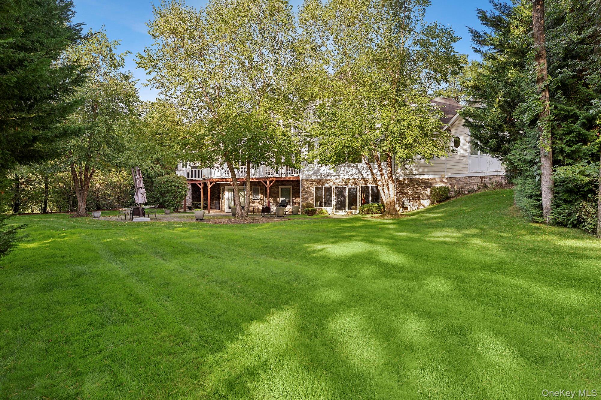 144 Round Swamp Road, Melville, NY 11747