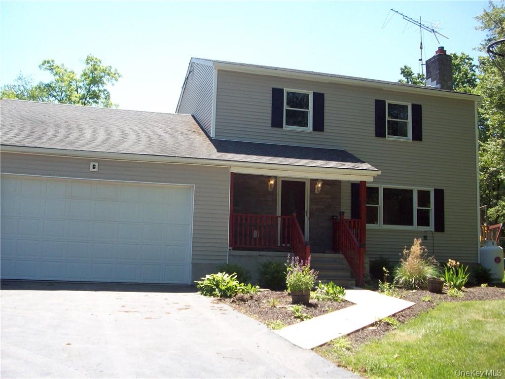 6 Regent Drive, Hopewell Junction, NY 12533