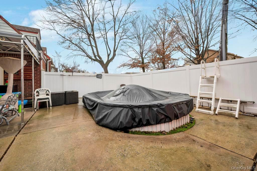 8303 261st Street, Floral Park, NY 11004