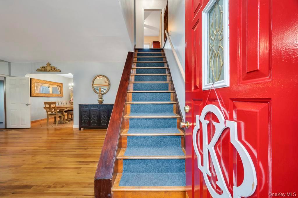 8303 261st Street, Floral Park, NY 11004