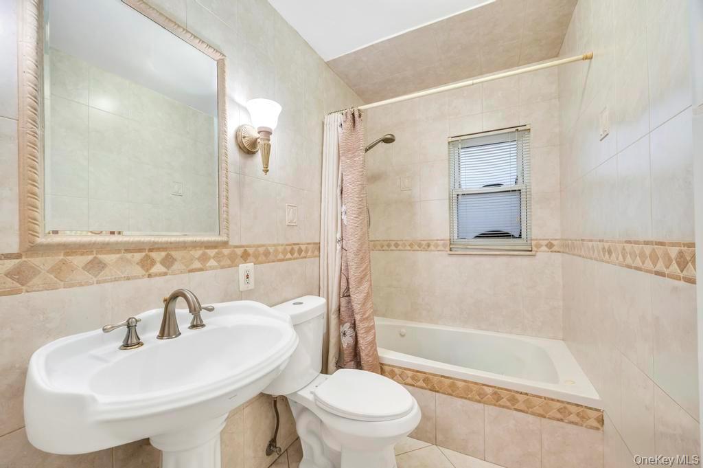 8303 261st Street, Floral Park, NY 11004