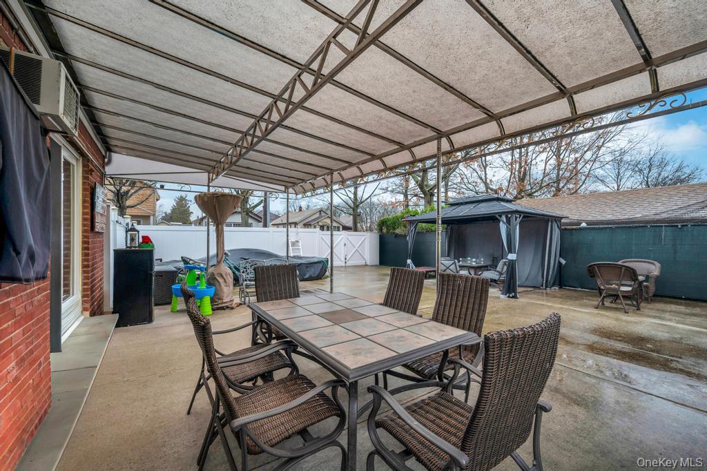 8303 261st Street, Floral Park, NY 11004