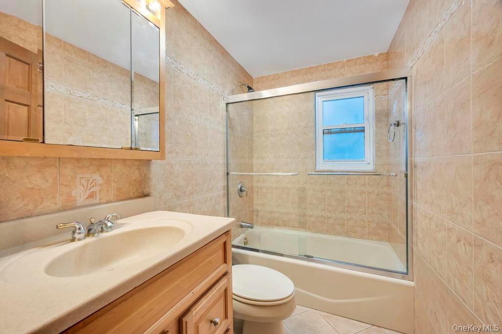 8303 261st Street, Floral Park, NY 11004