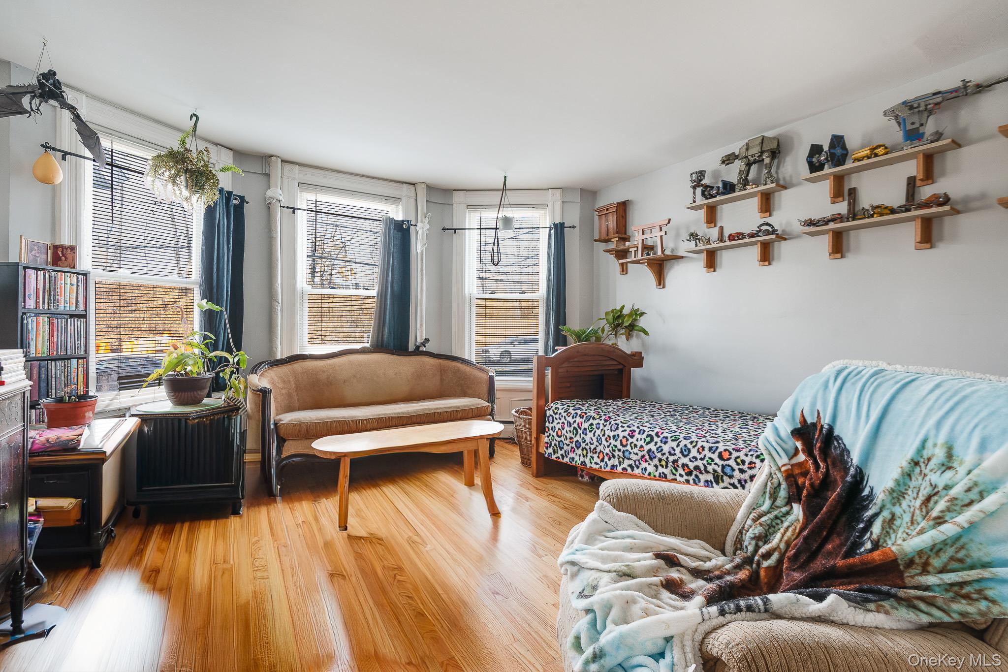 12 Parker Avenue, Poughkeepsie, NY 12601