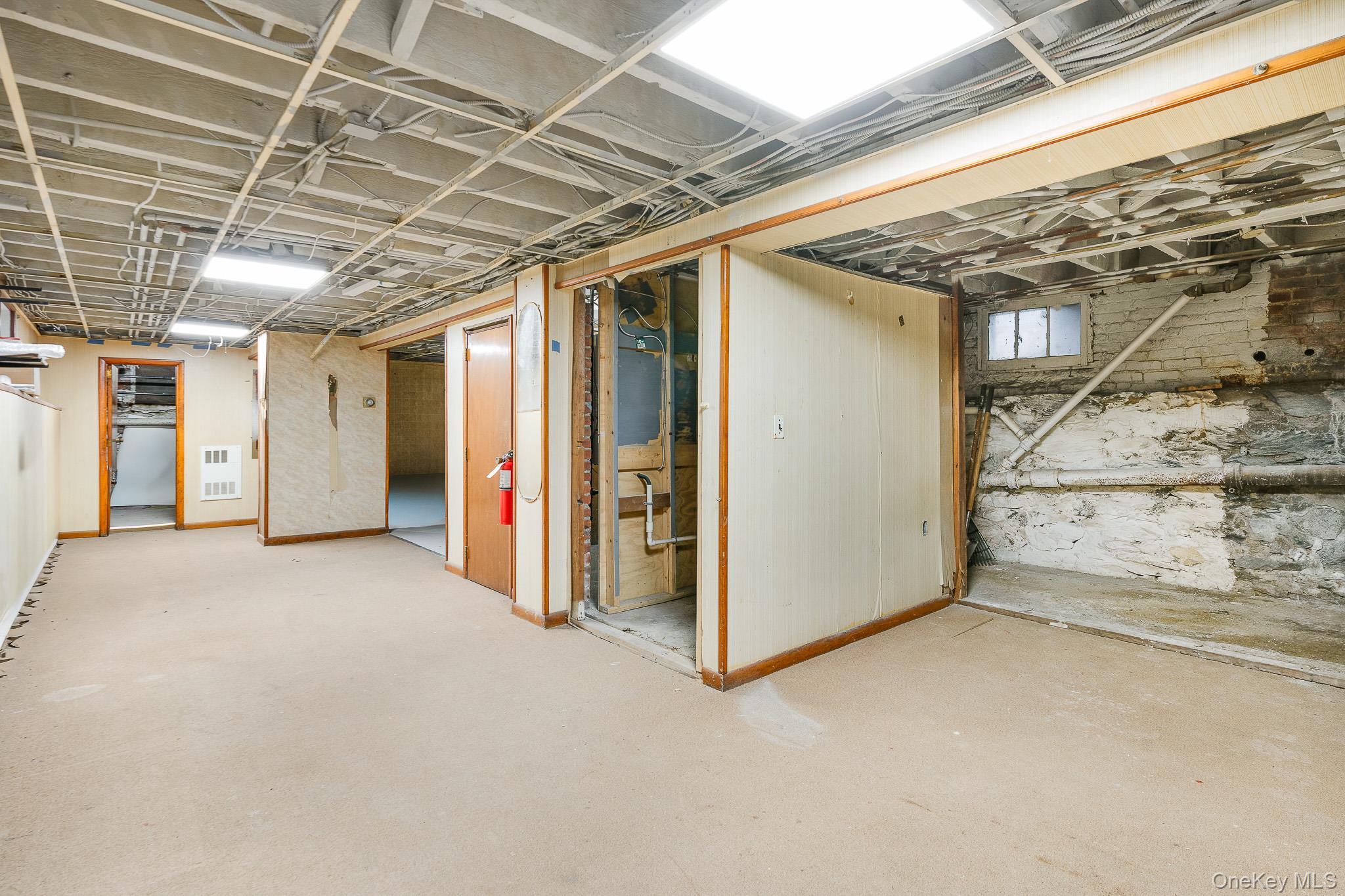 12 Parker Avenue, Poughkeepsie, NY 12601