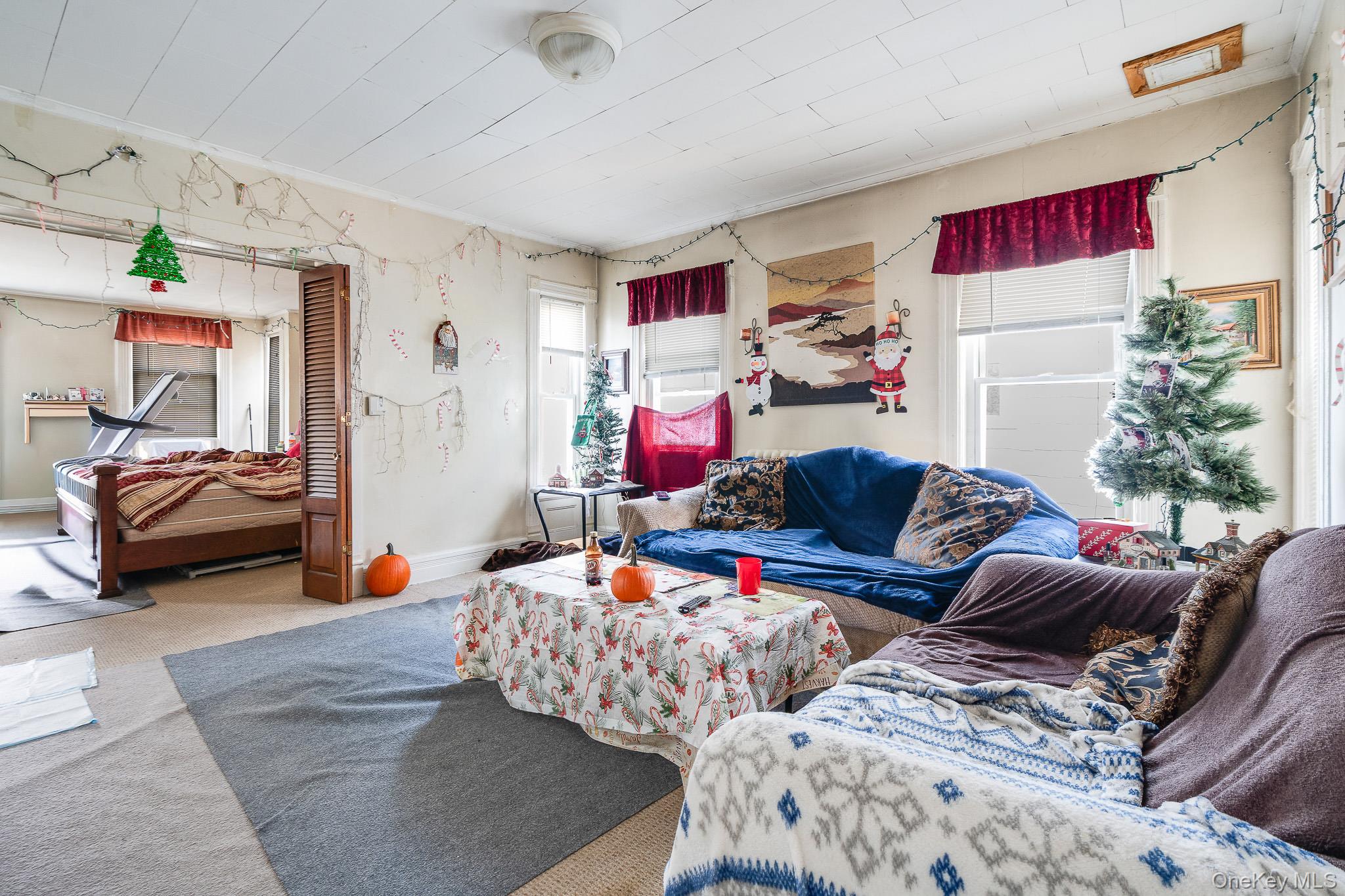 12 Parker Avenue, Poughkeepsie, NY 12601