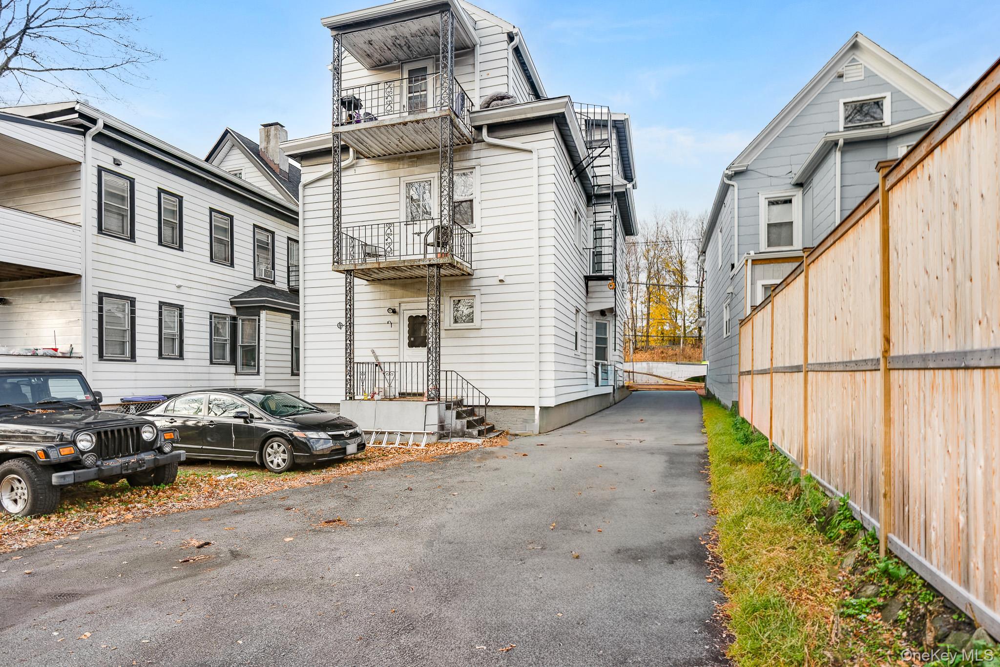 12 Parker Avenue, Poughkeepsie, NY 12601