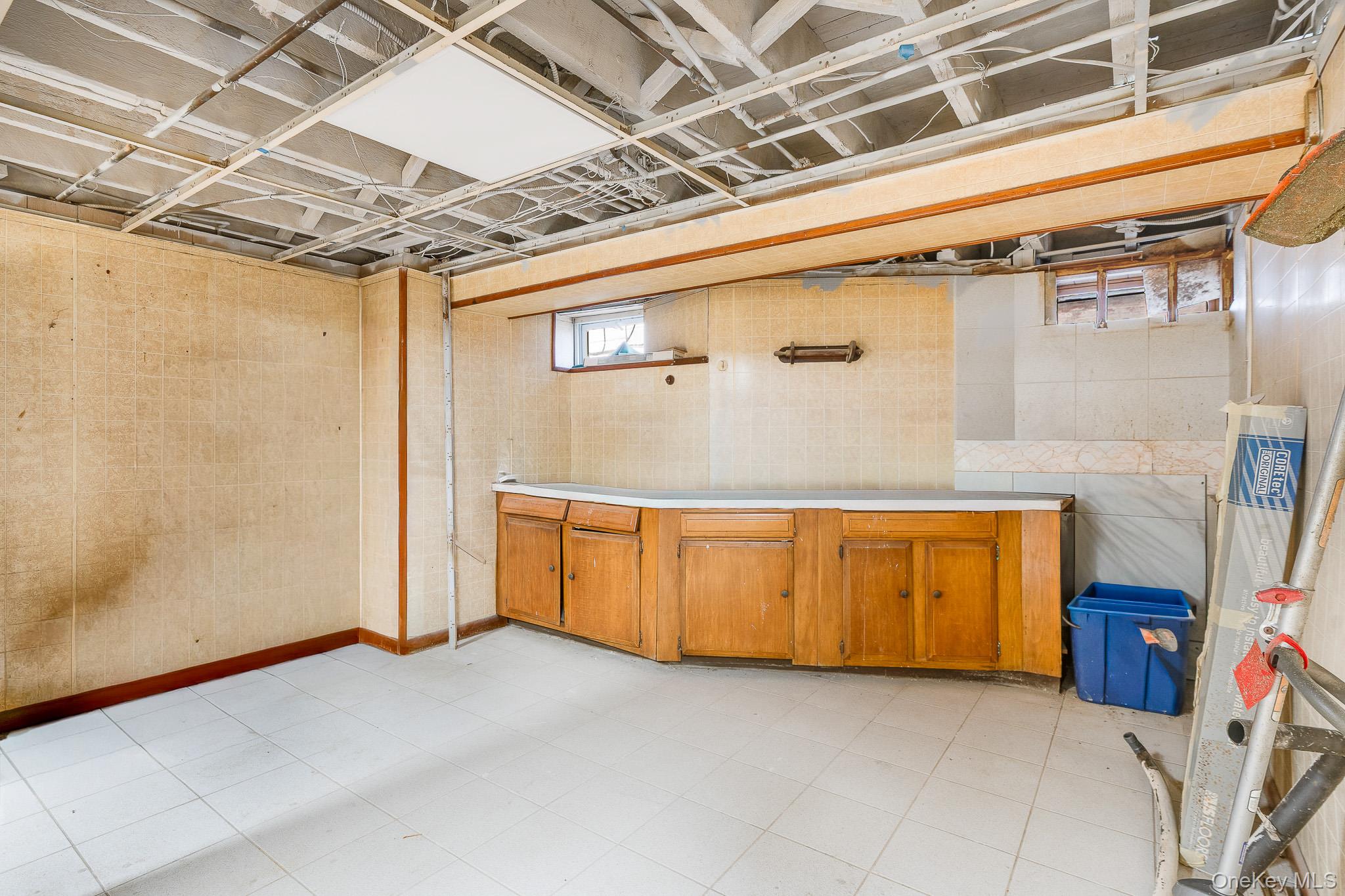 12 Parker Avenue, Poughkeepsie, NY 12601