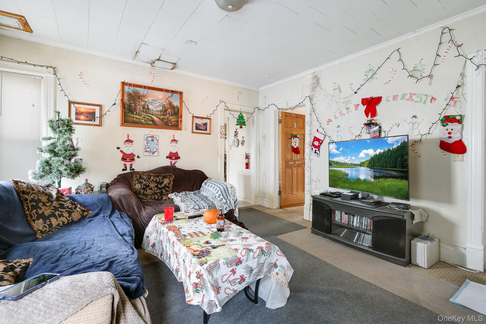 12 Parker Avenue, Poughkeepsie, NY 12601