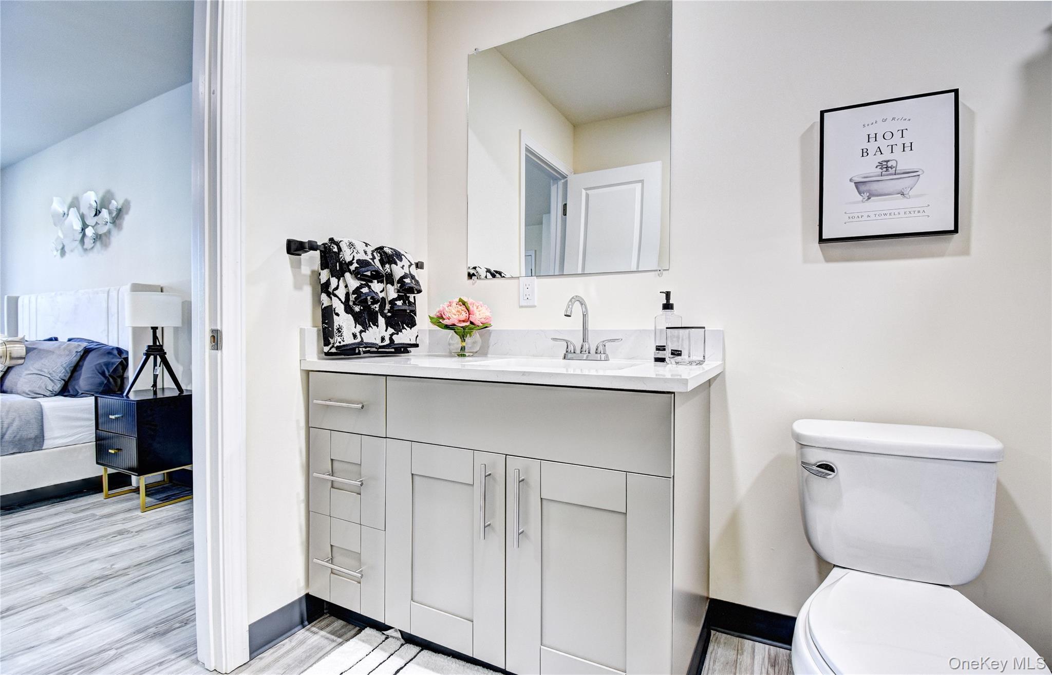 39 LEVY Place, Saugerties, NY 12477