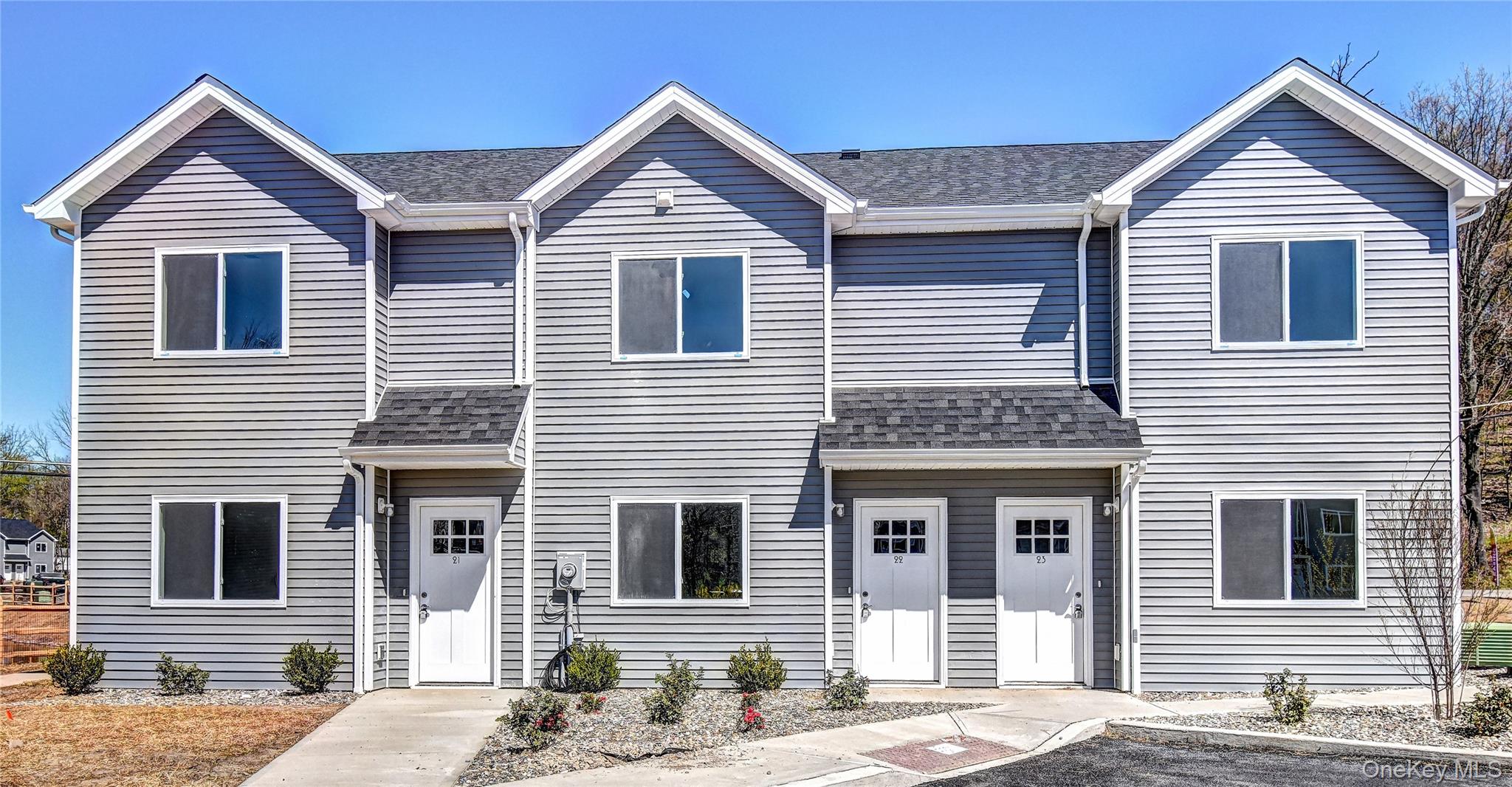 39 LEVY Place, Saugerties, NY 12477