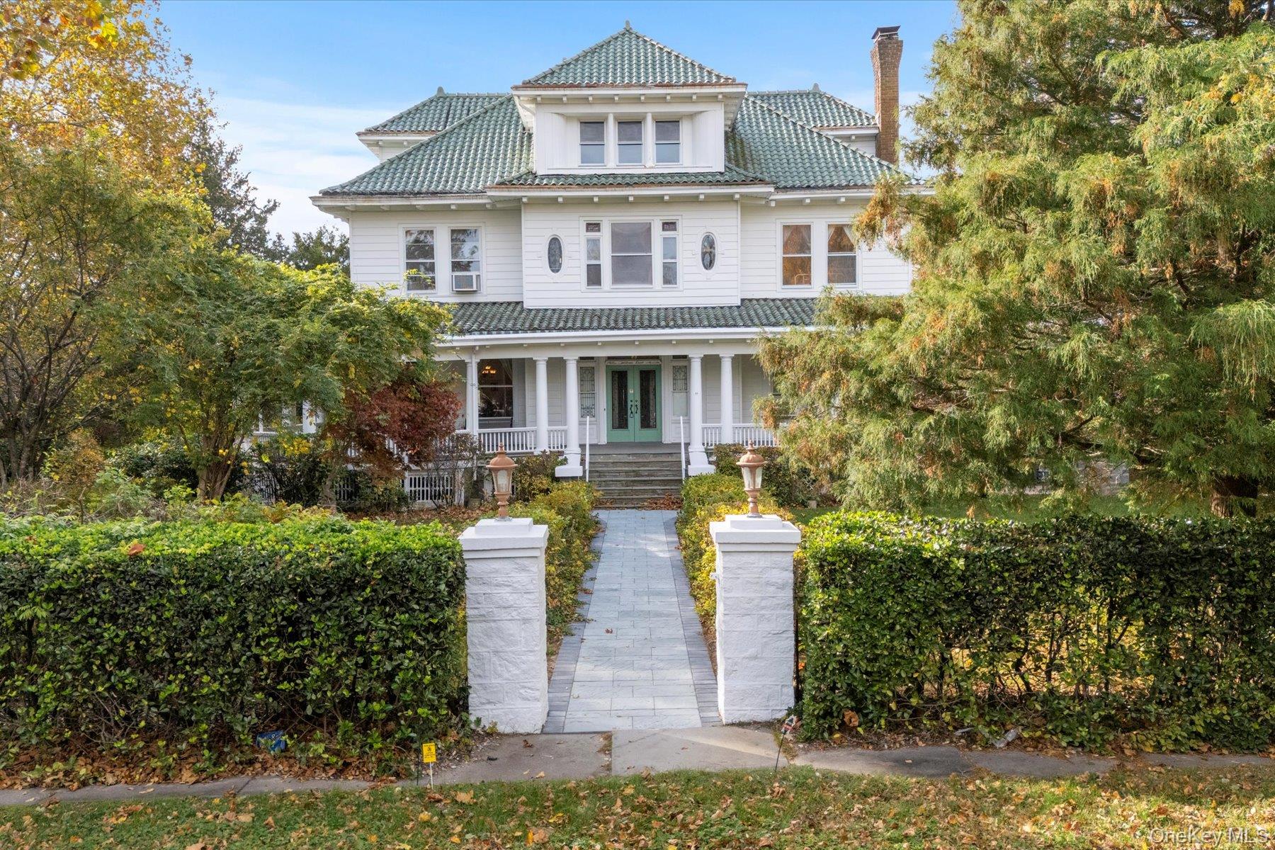 121 S Jamesport Avenue, South Jamesport, NY 11970