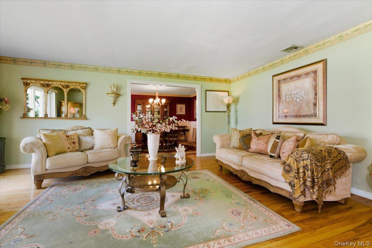 8 Penn Drive, Dix Hills, NY 11746