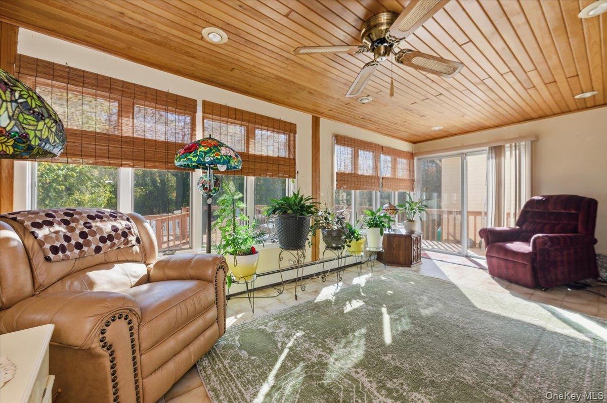 8 Penn Drive, Dix Hills, NY 11746