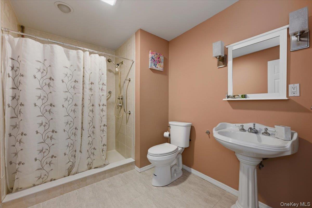 8 Penn Drive, Dix Hills, NY 11746