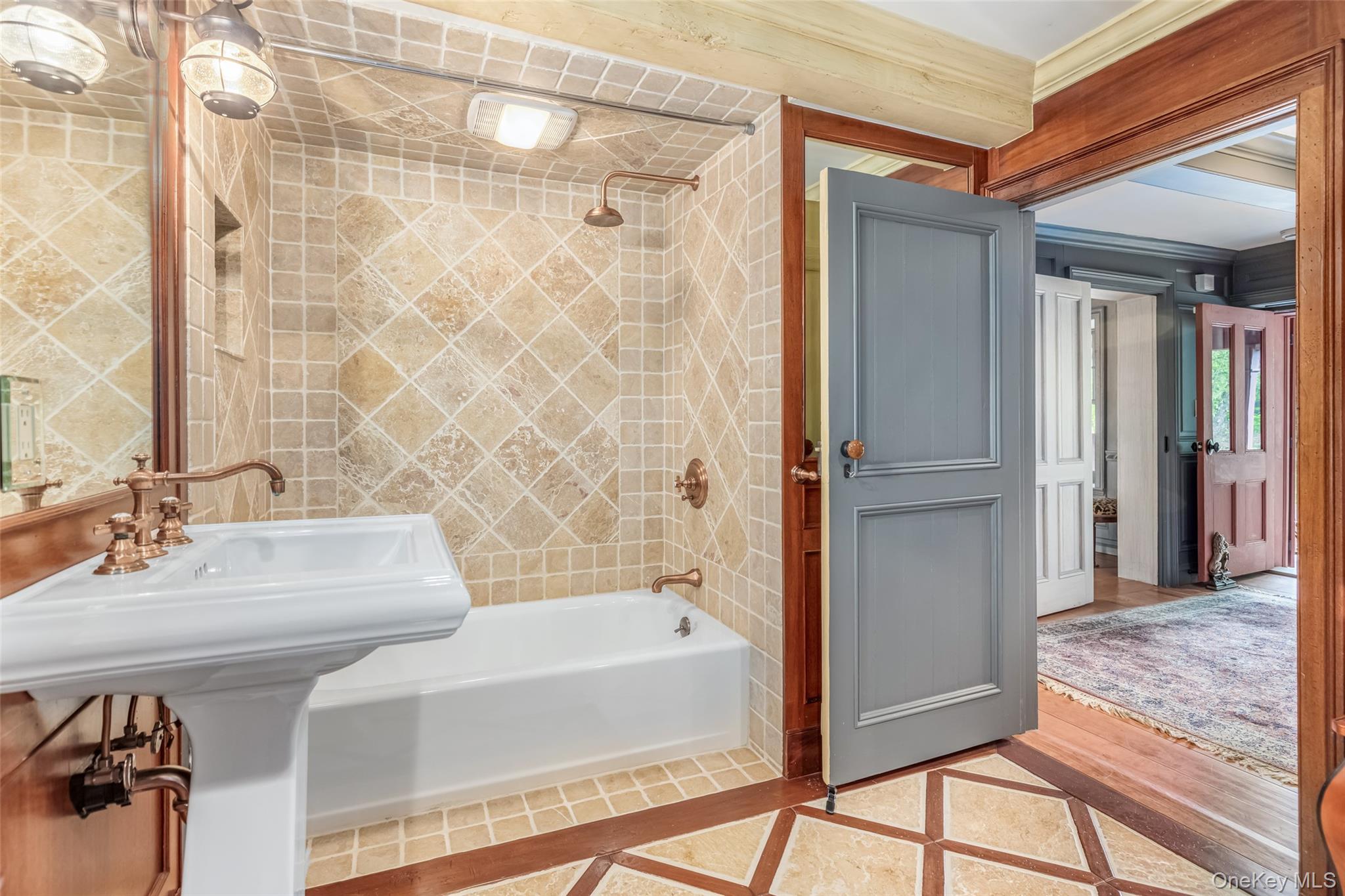 1282 Old Post Road, Ulster Park, NY 12487