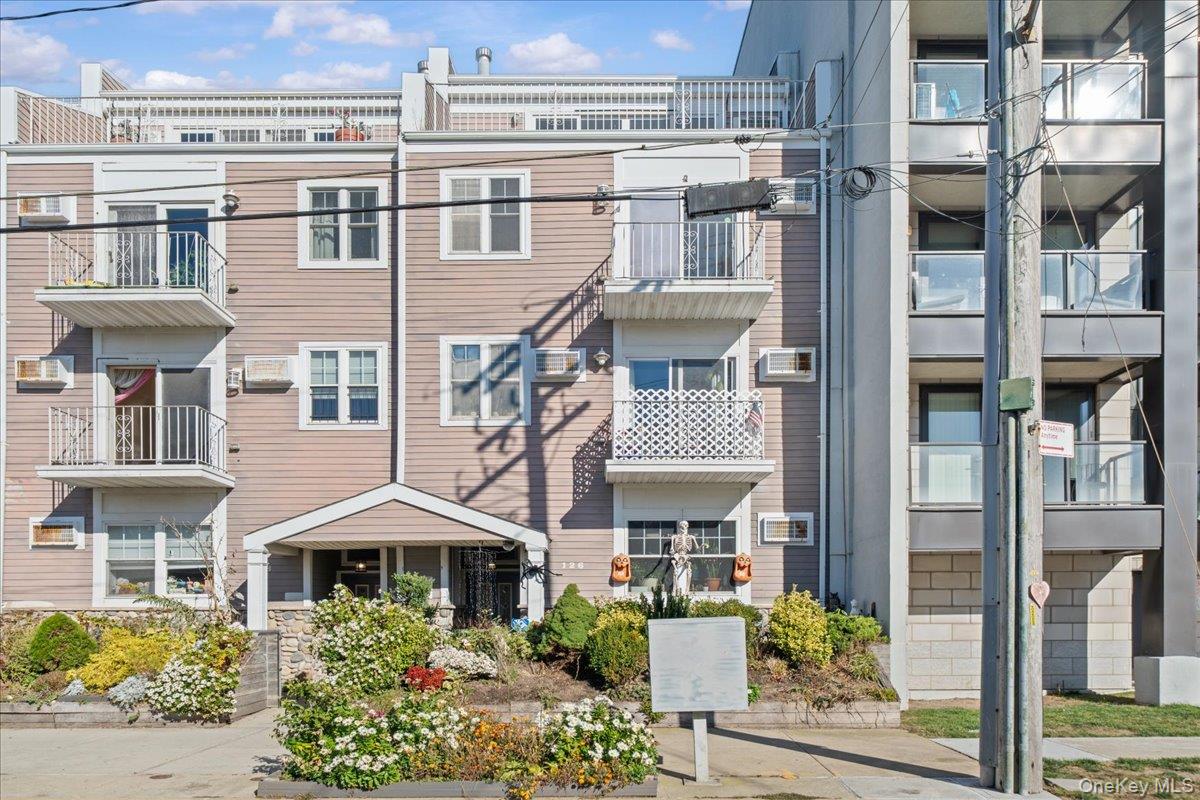 126 Beach 92nd Street # 3C, Far Rockaway, NY 11693