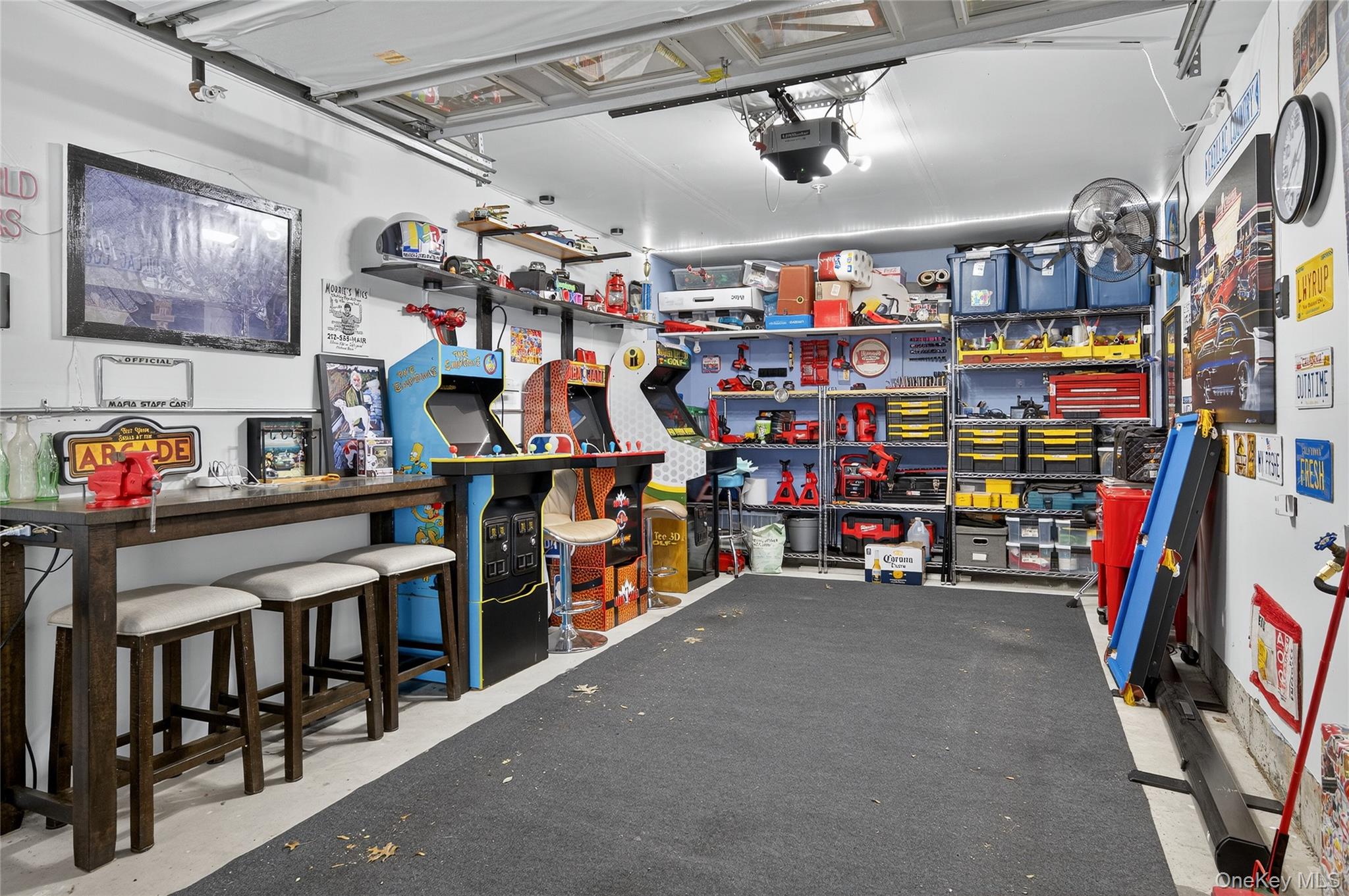 330 Maple Avenue # 19, Westbury, NY 11590