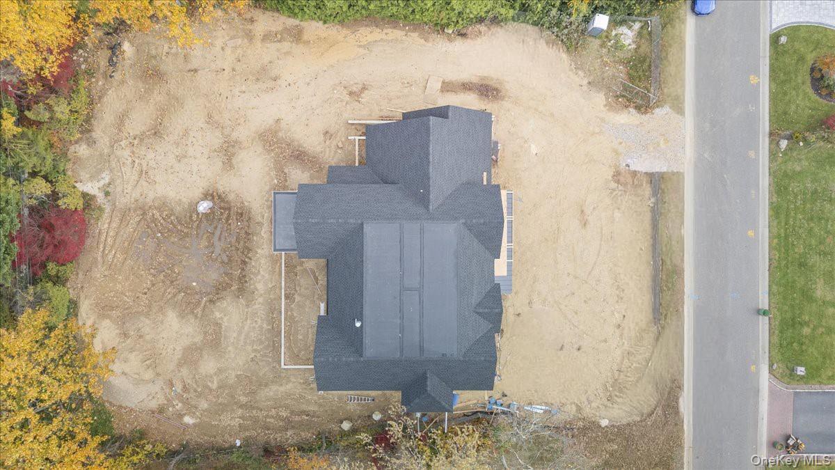 97 Crabapple Road, Manhasset, NY 11030