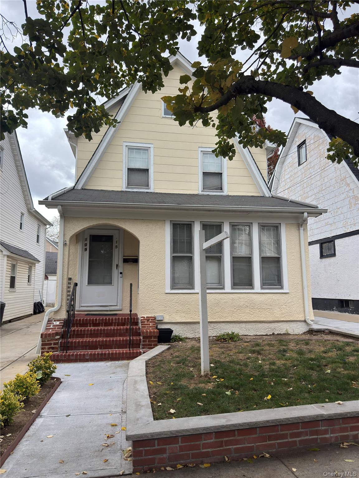 109-15 200th Street, Saint Albans, NY 11412