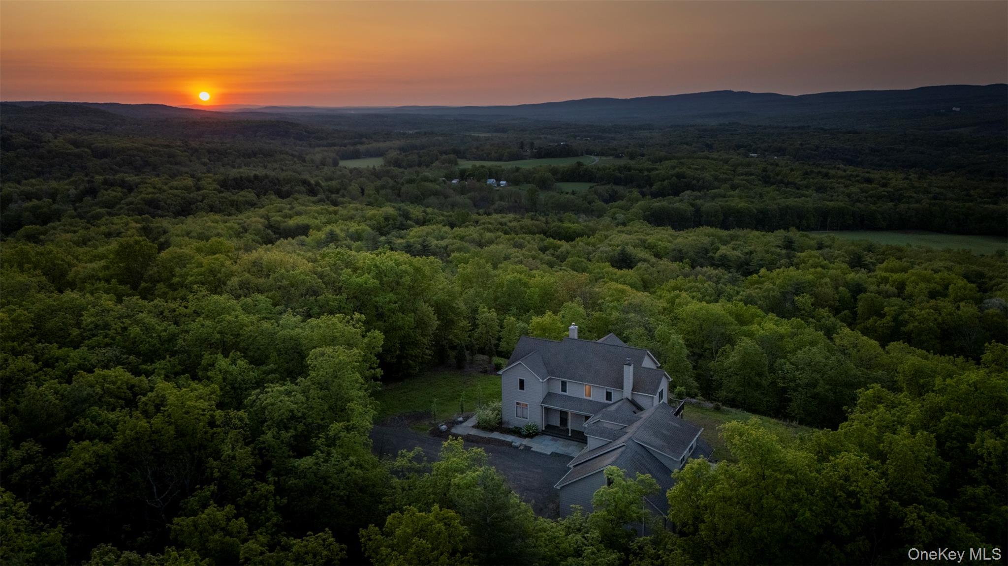 56 Woodland Ridge Road, Kerhonkson, NY 12446