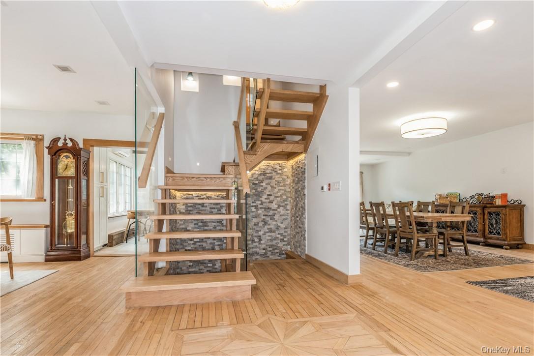 530 Orangeburg Road, Pearl River, NY 10965