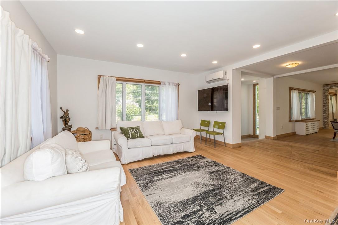 530 Orangeburg Road, Pearl River, NY 10965