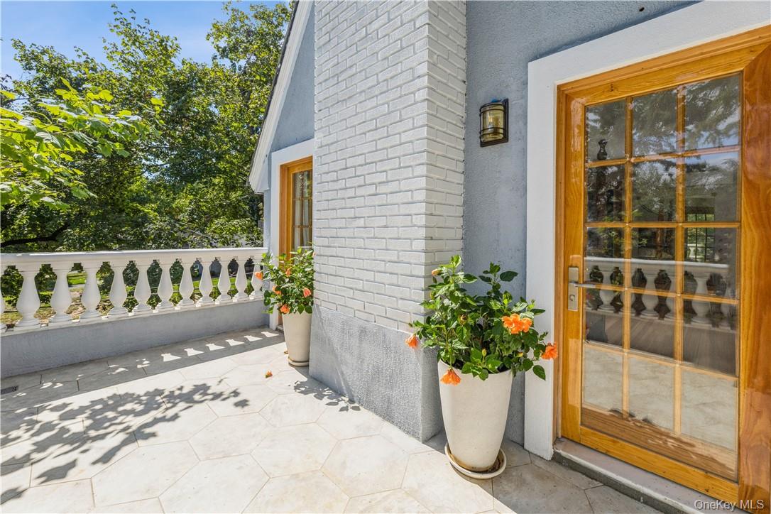 530 Orangeburg Road, Pearl River, NY 10965