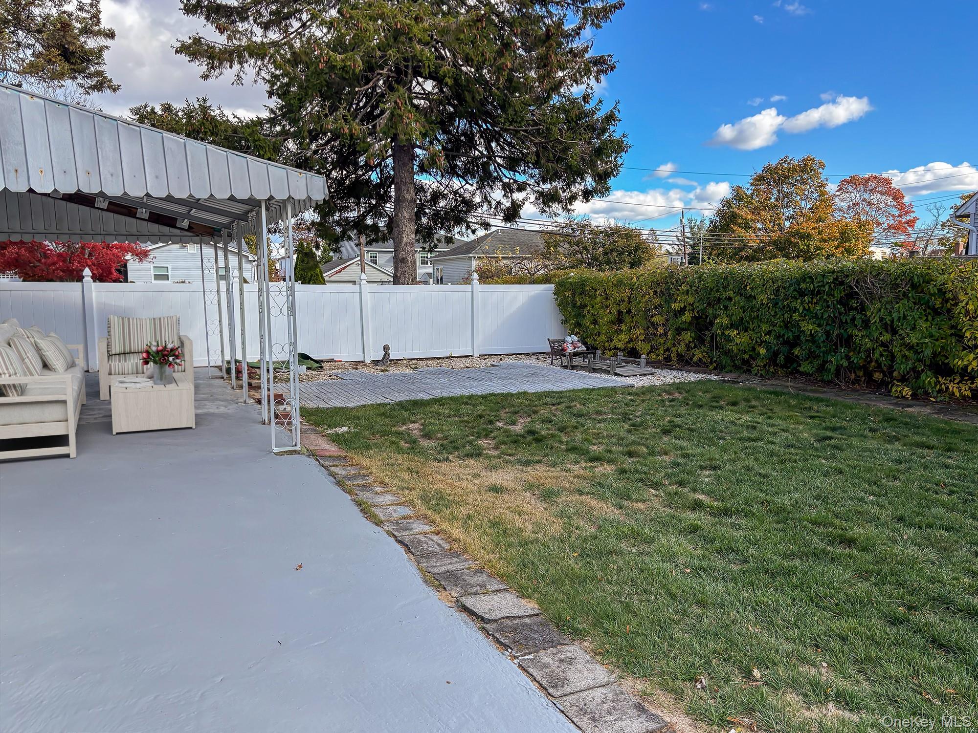 1483 4th Street, West Babylon, NY 11704