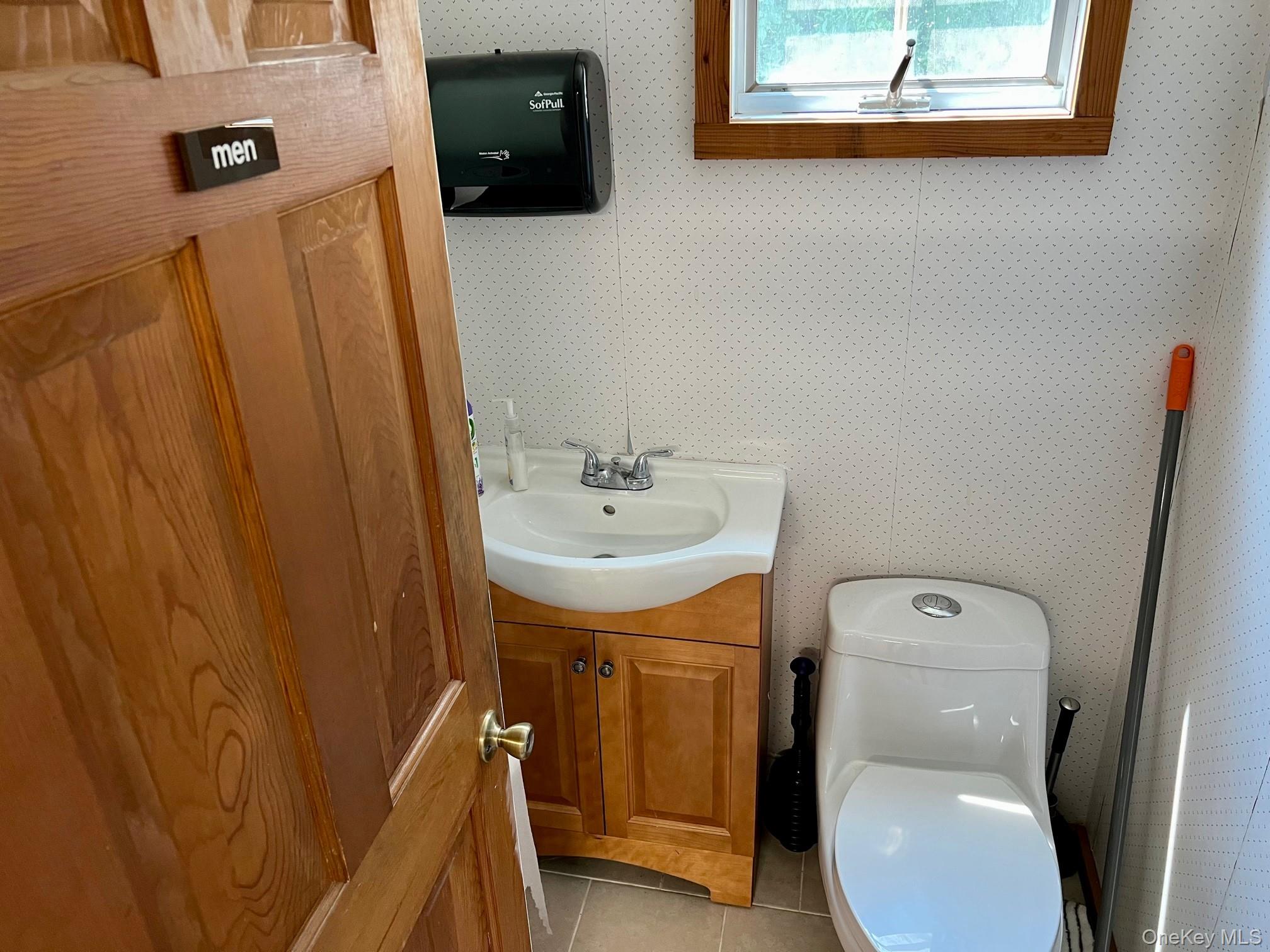 91 Green Street, Huntington, NY 11743