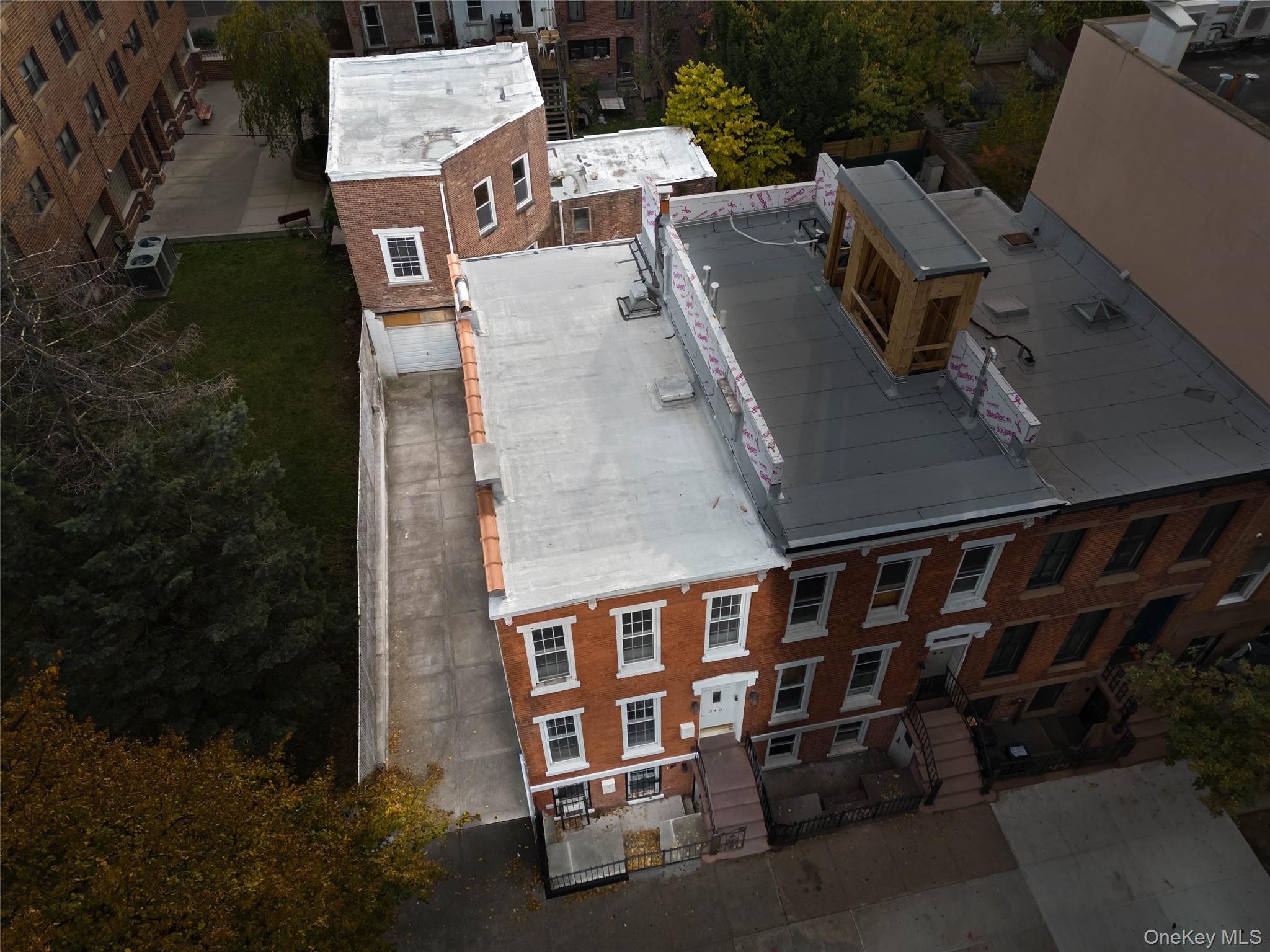 342 Carroll Street, Brooklyn, NY 11231