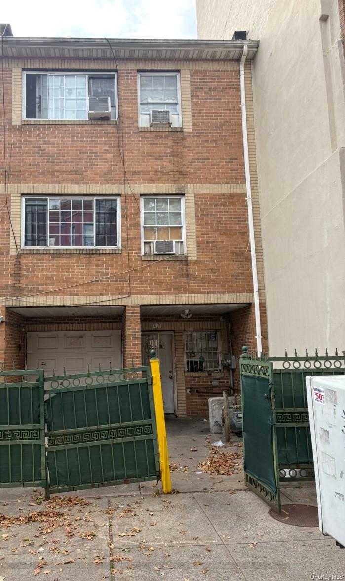 410 E 141st Street, Bronx, NY 10454