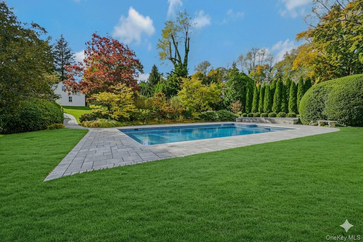 24 Harbor Hill Road, Huntington Bay, NY 11743