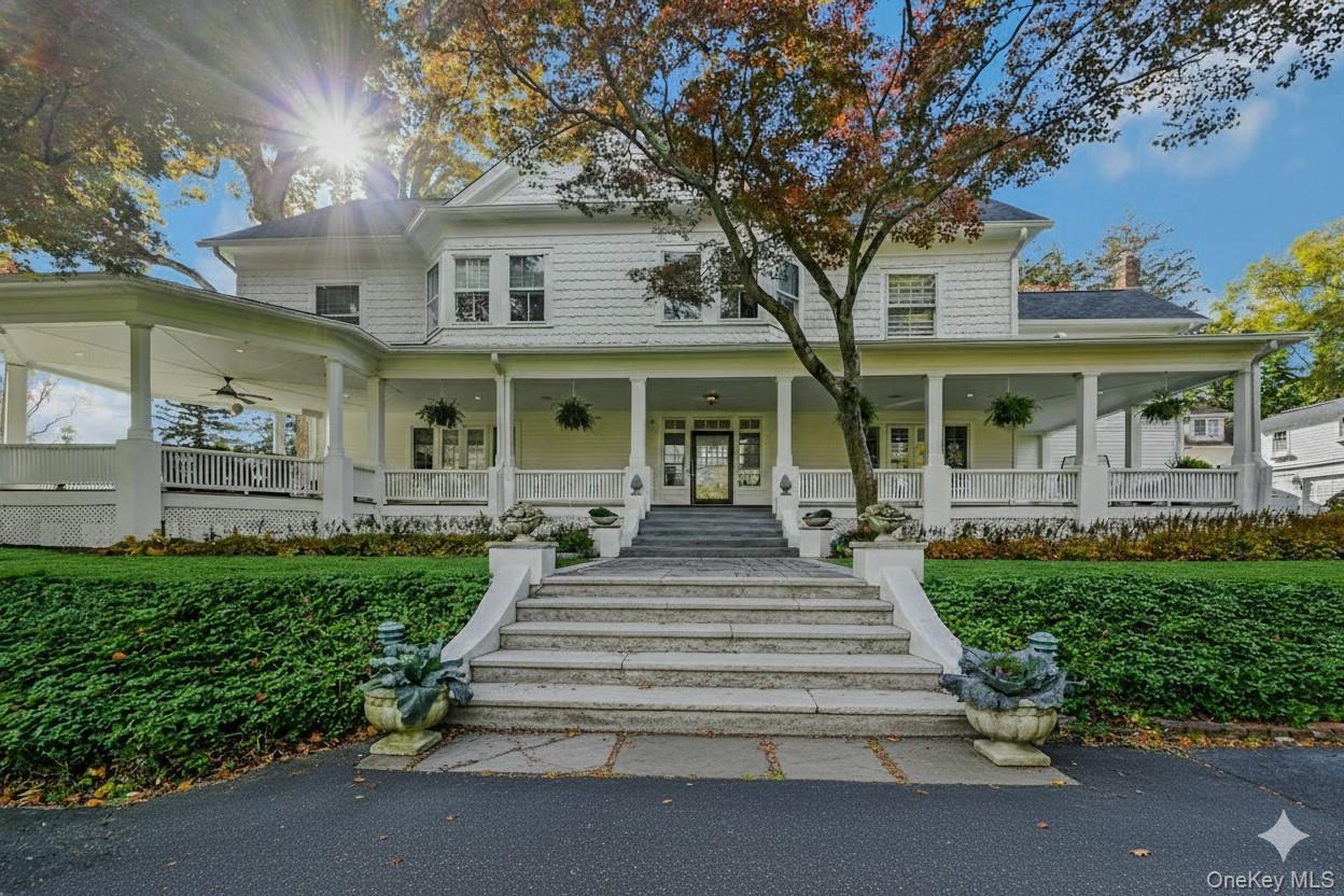 24 Harbor Hill Road, Huntington Bay, NY 11743