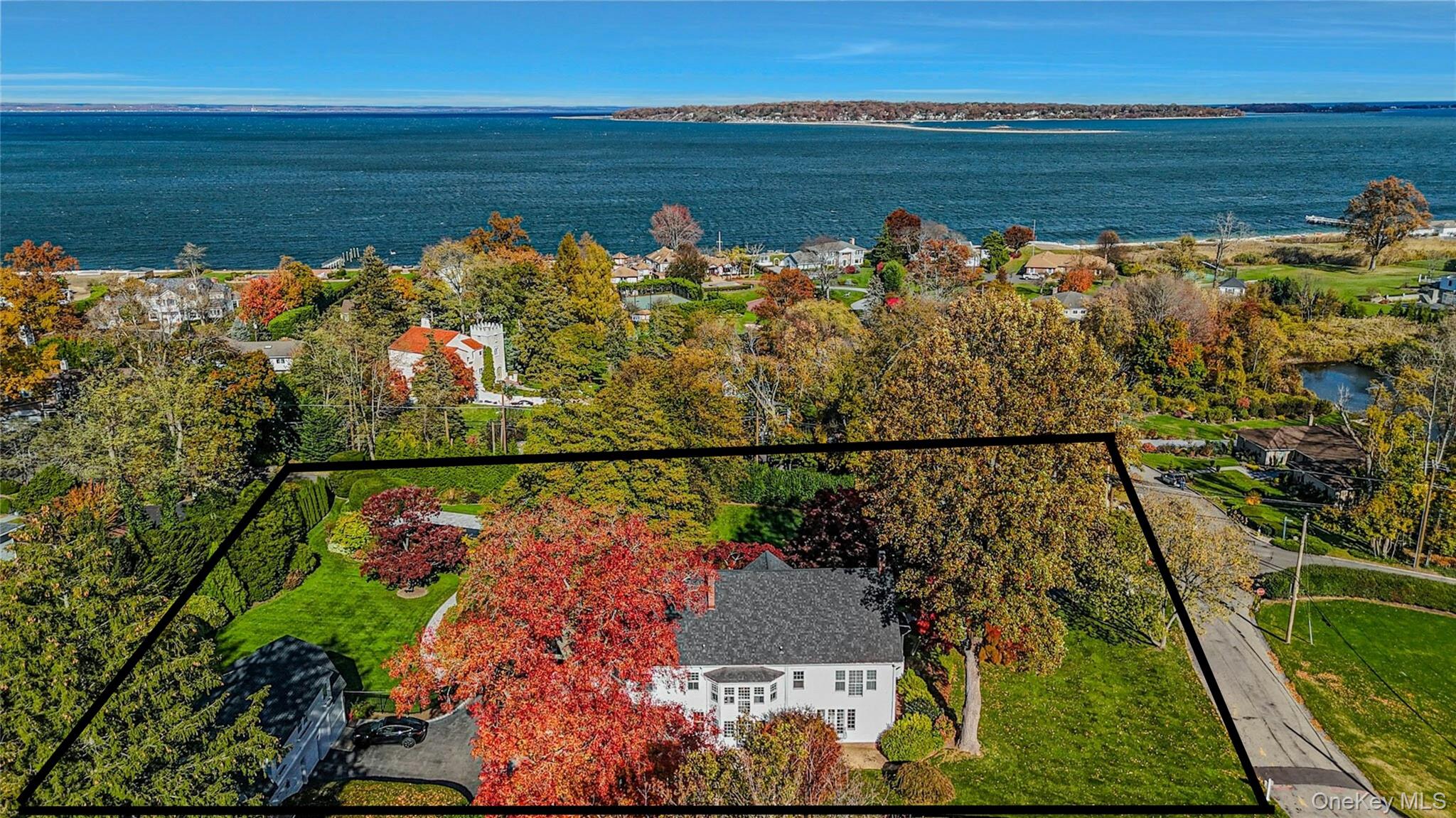 24 Harbor Hill Road, Huntington Bay, NY 11743