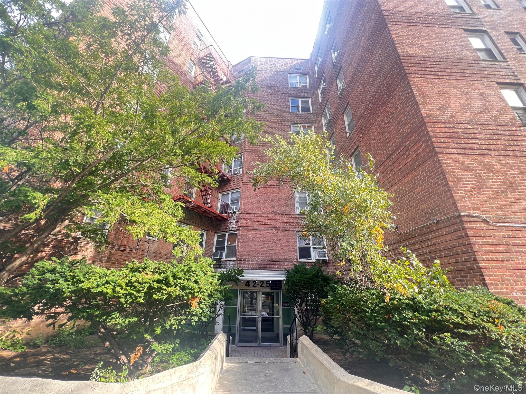 42-25 80 Street # 5T, Elmhurst, NY 11373