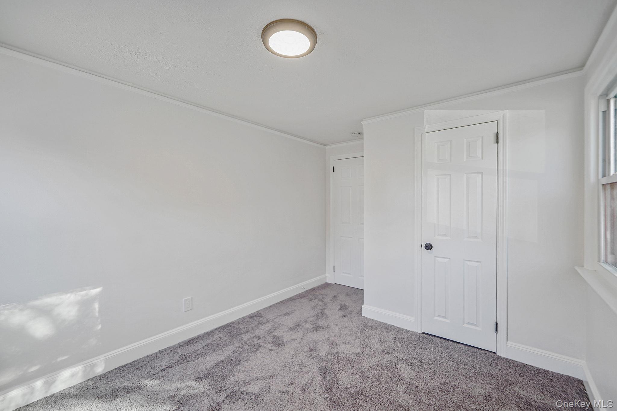 25 Oxford Drive, Freeport, NY 11520