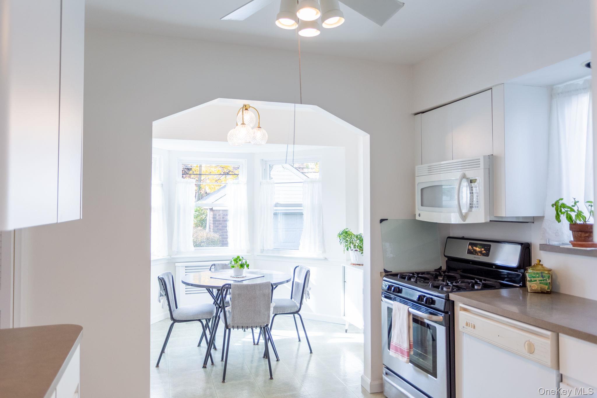 80-50 189th Street, Jamaica Estates, NY 11423