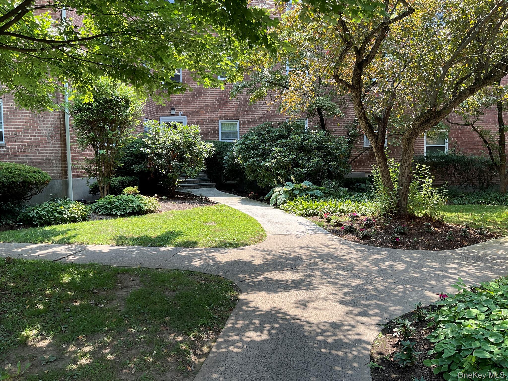 320 S Broadway # #P8, Tarrytown, NY 10591