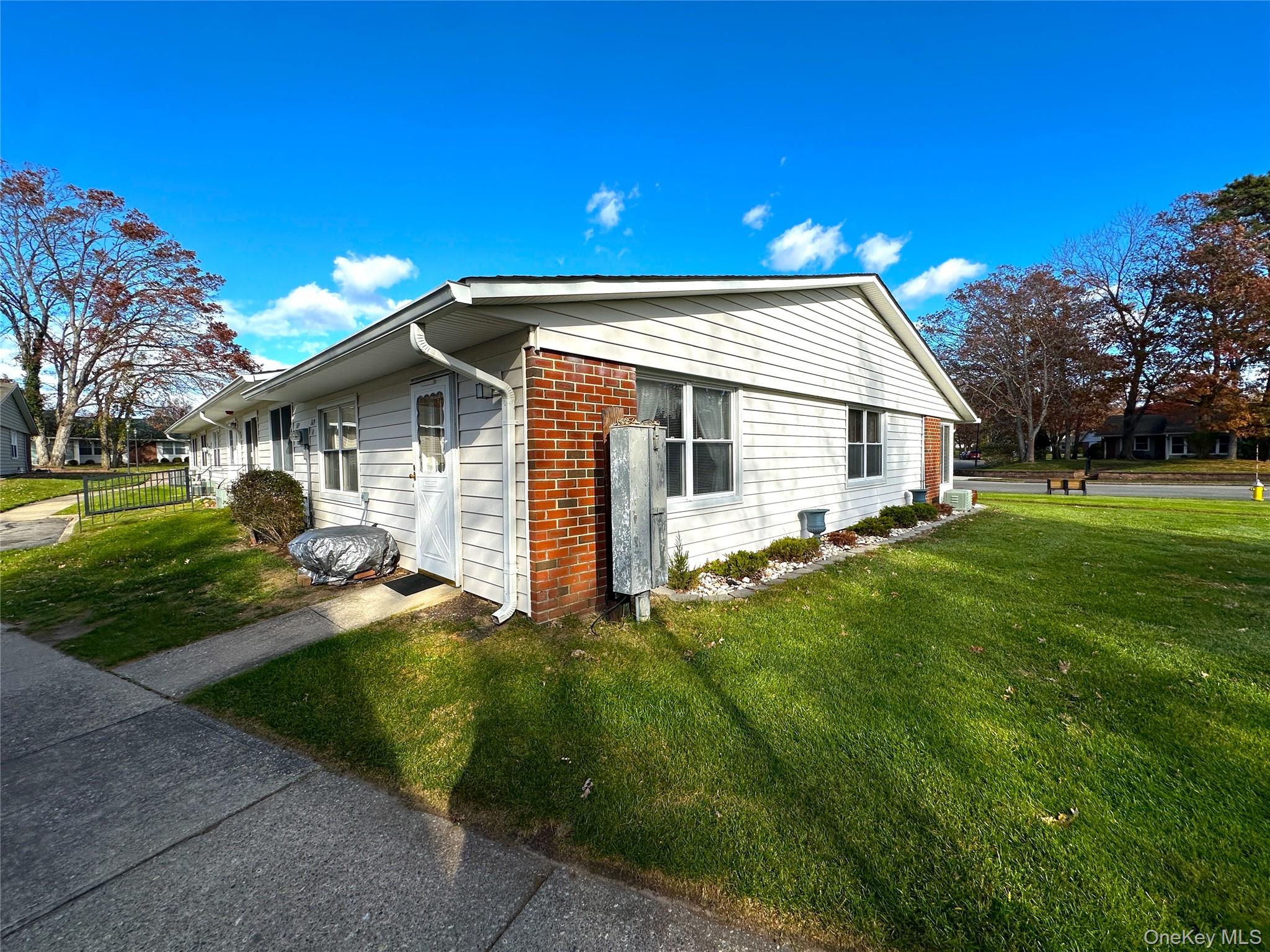 169 Ventry Court # A, Ridge, NY 11961