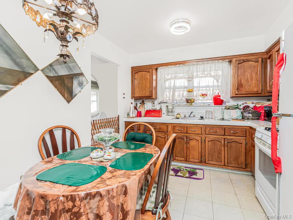 3312 Edson Avenue, Bronx, NY 10469