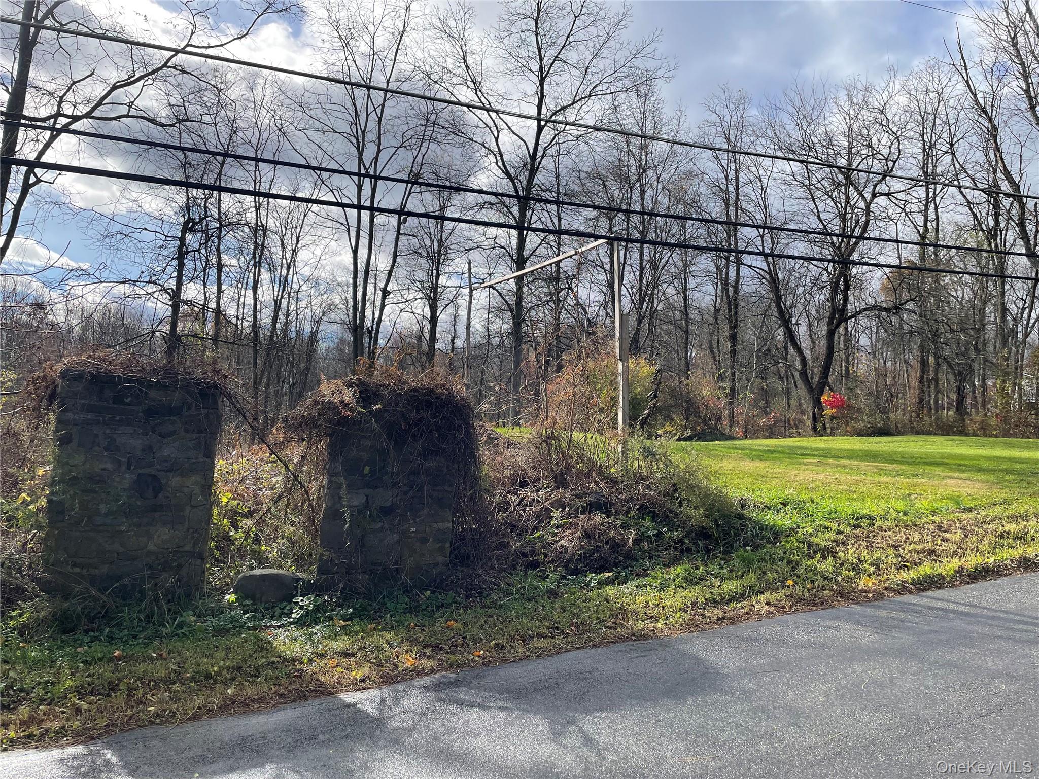 62 E Rock Cut Road, Walden, NY 12586