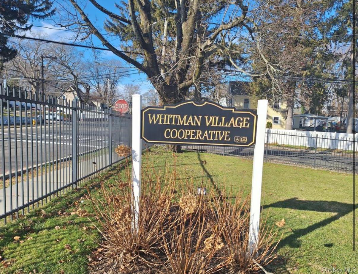 54 Townhouse Road N # 54, Huntington Station, NY 11746