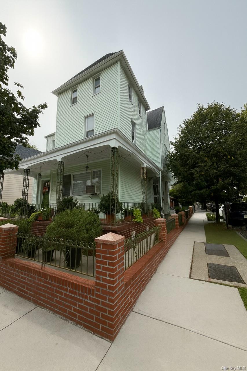 8552 79th Street, Woodhaven, NY 11421