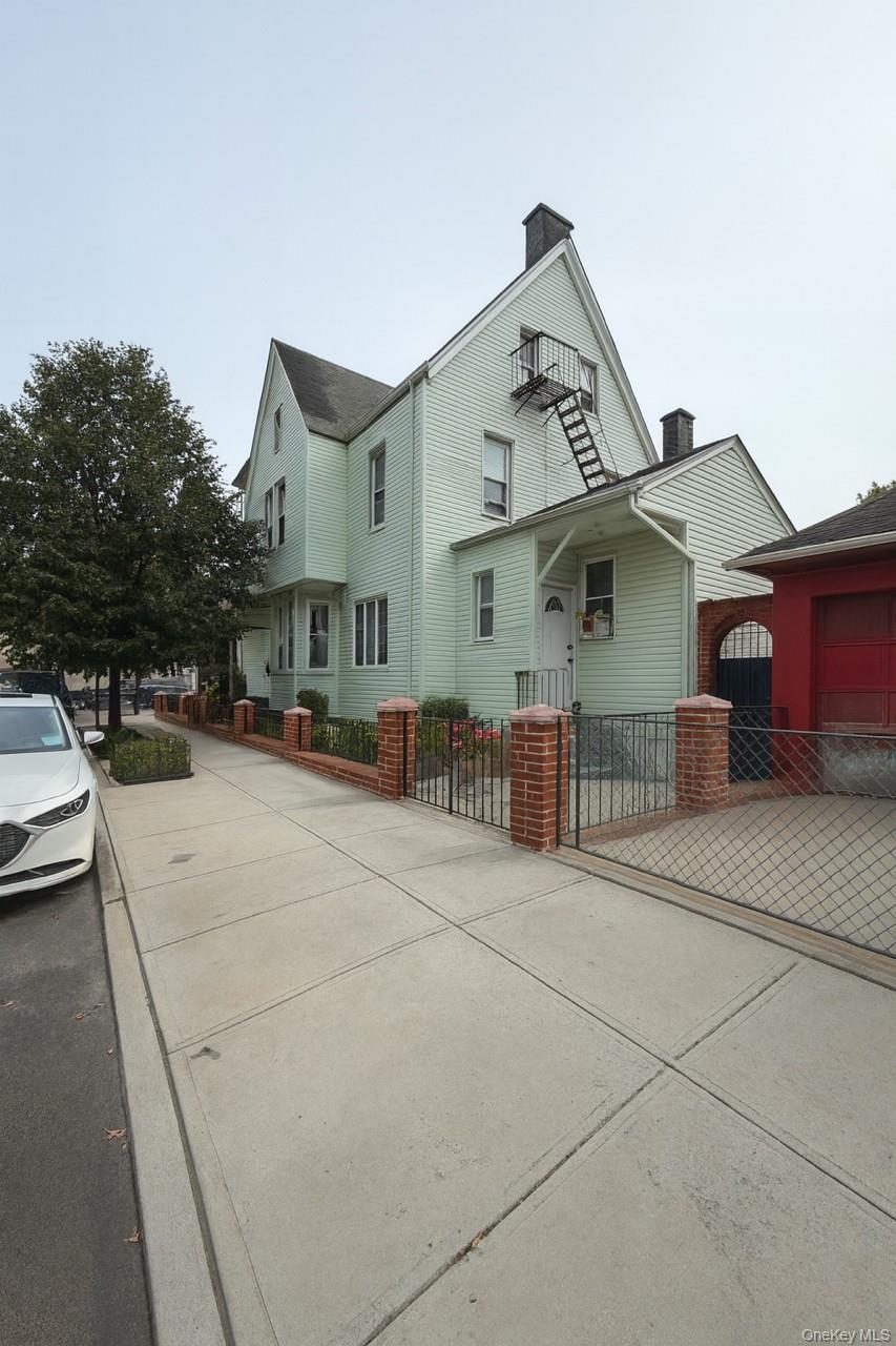 8552 79th Street, Woodhaven, NY 11421