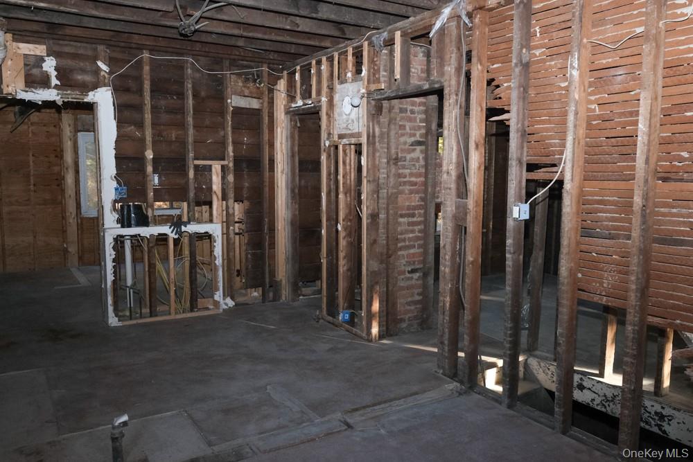 12 Circle Drive, Tuxedo Park, NY 10987