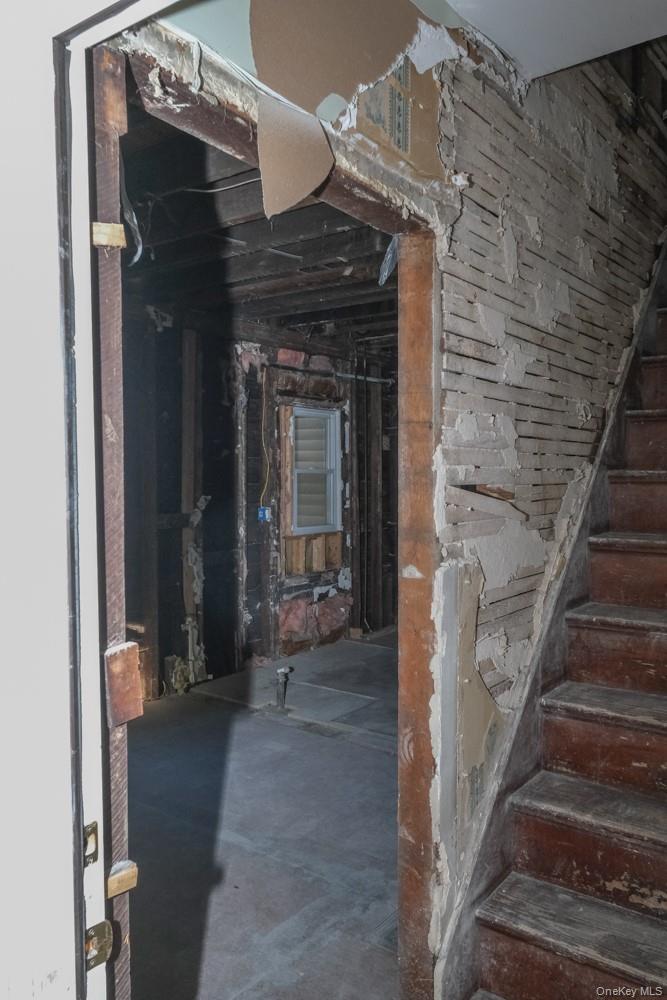 12 Circle Drive, Tuxedo Park, NY 10987