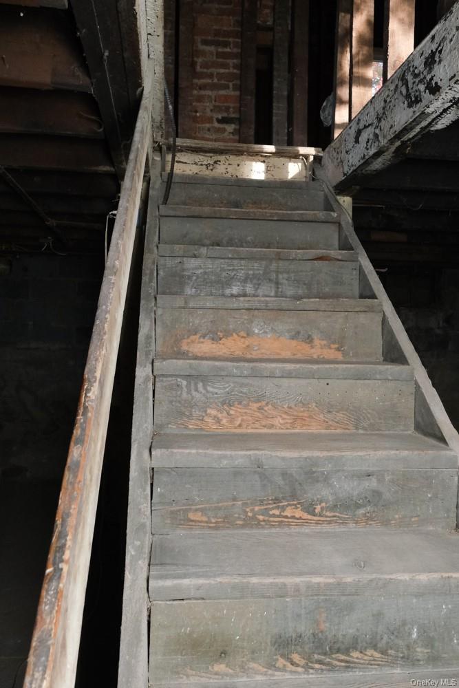 12 Circle Drive, Tuxedo Park, NY 10987