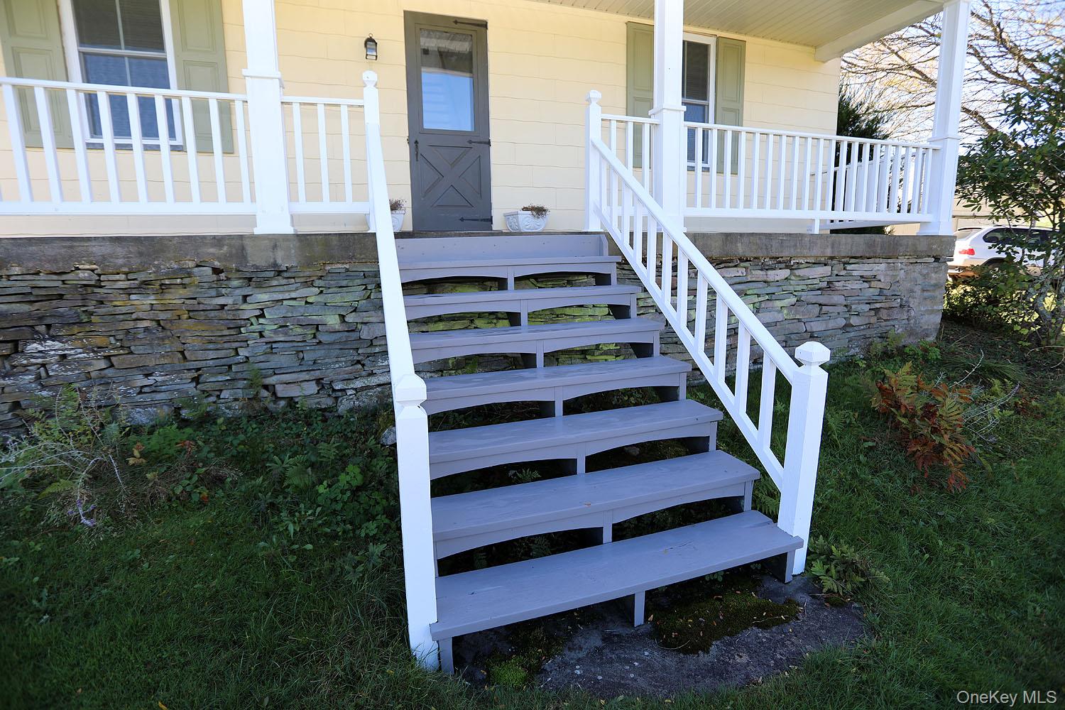 73 Clover Hill Lane, Call Listing Agent, PA 18415