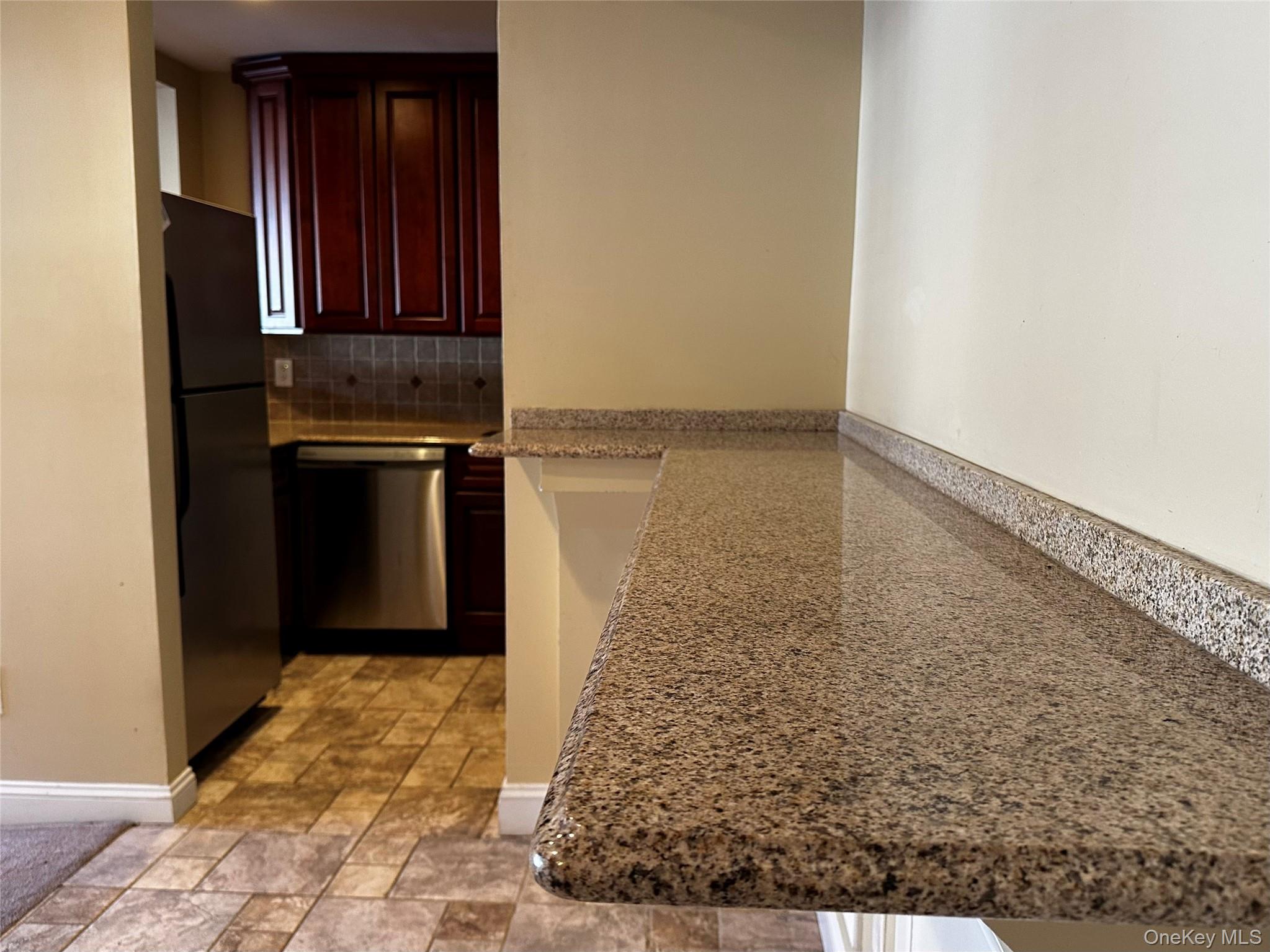 83 Bailey Court # 83, Middle Island, NY 11953